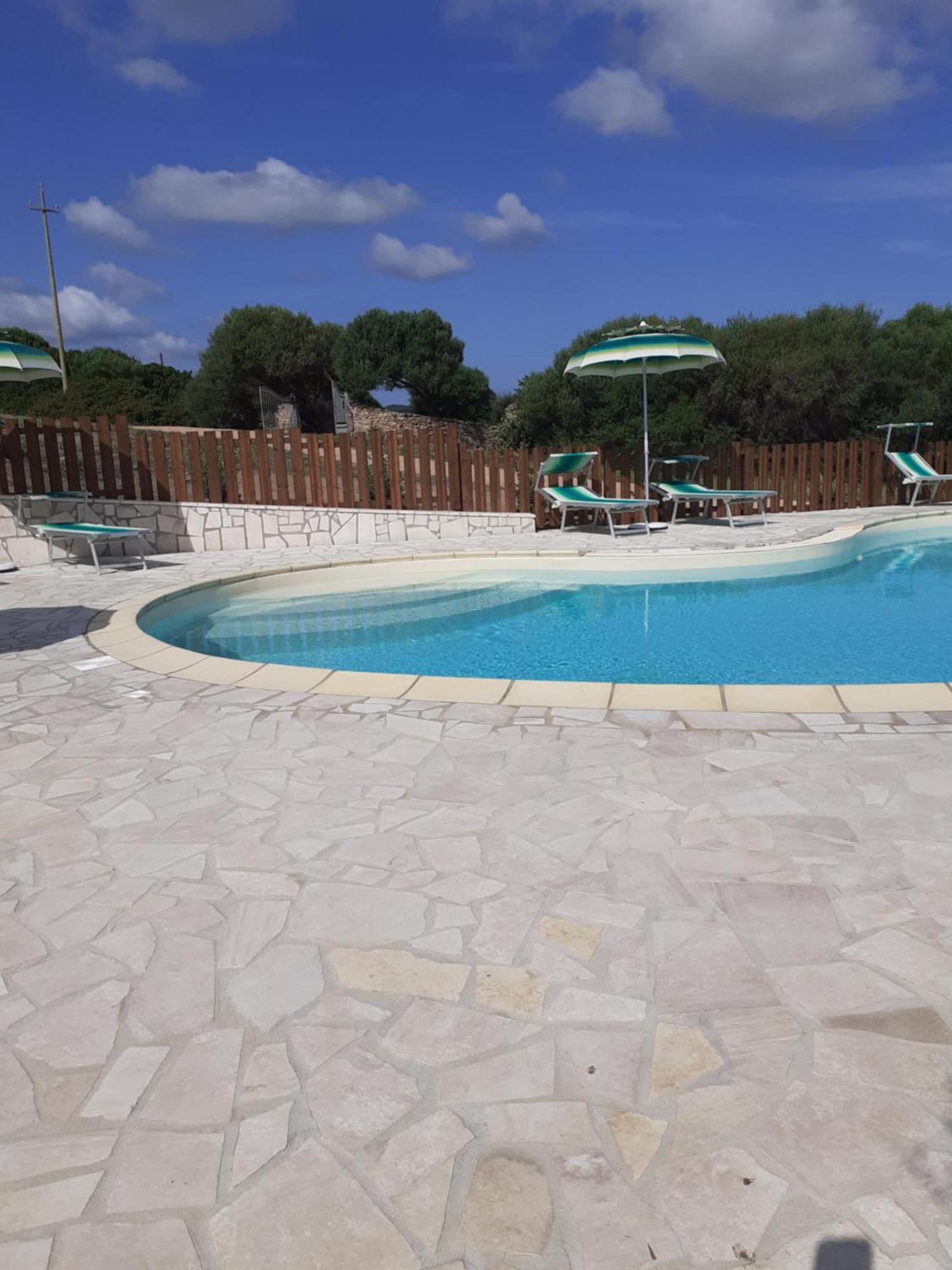 Gli Olivastri Con Piscina,Solarium, Vista Mare ,Sole -Mare E Tanta Natura ,Climatizzatore,Wifi Aglientu Exterior foto